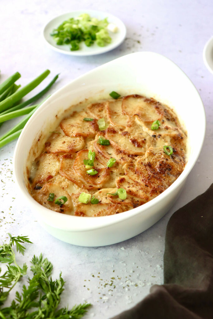 Creamy Garlic Scalloped Potatoes